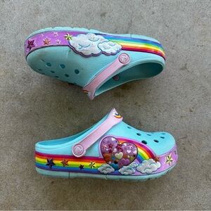 Crocs CrocsLights Rainbow Heart Blue Clogs Kid’s Size J1